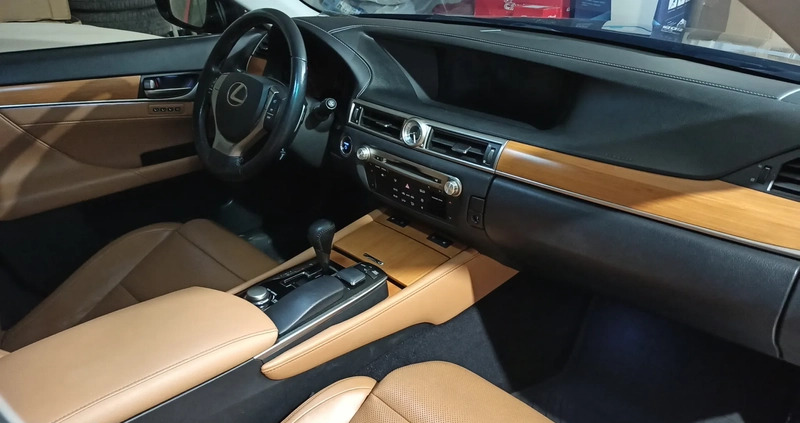 Lexus GS cena 89000 przebieg: 250000, rok produkcji 2013 z Białystok małe 232